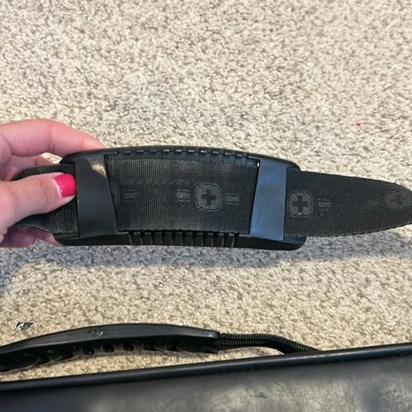 Swiss Gear Laptop Bag, Black - Picture 9 of 11